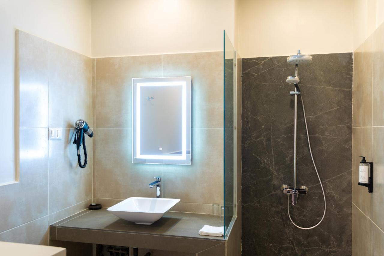 Hotel L'Adresse Дакар Екстер'єр фото